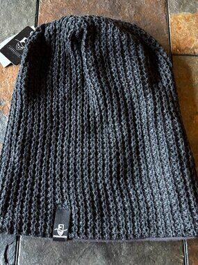 NWT Forbusite knit beanie